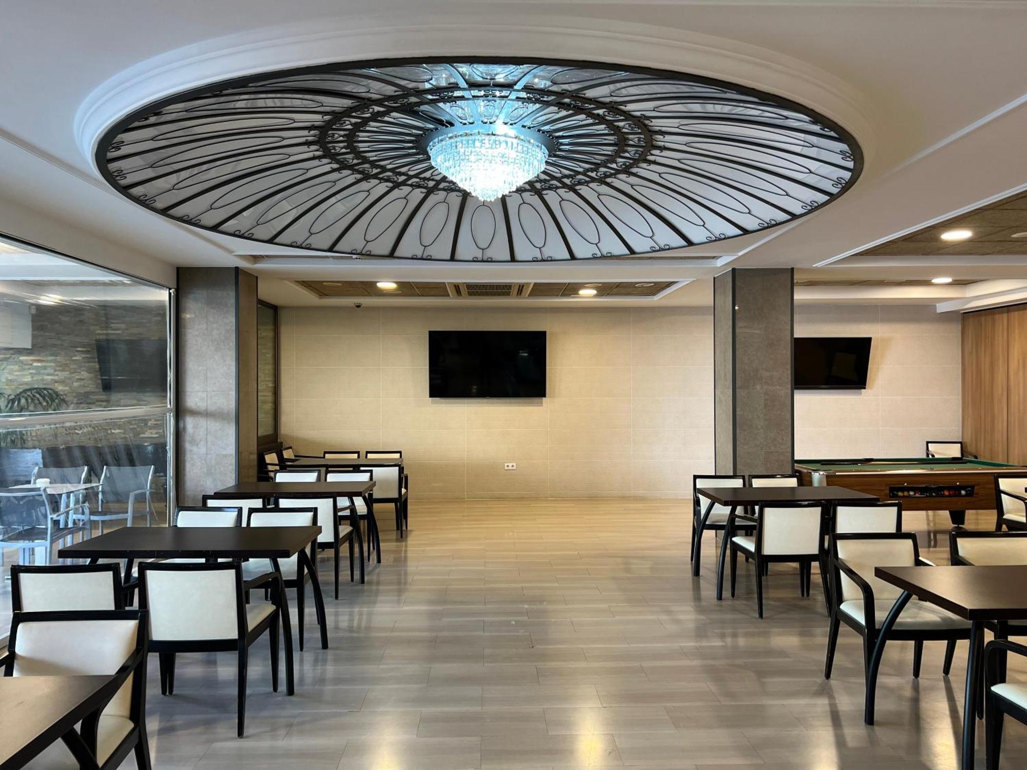 Hotel Astoria Park Lloret de Mar Exteriör bild